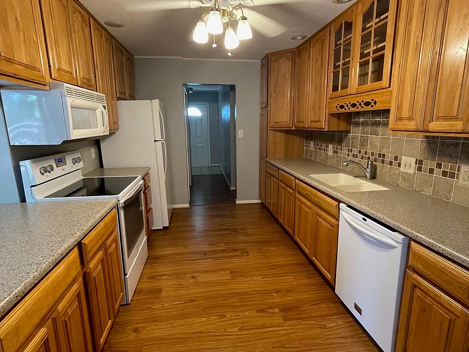 7582 E Wheatland Rd, Vincennes, IN 47591 Zillow