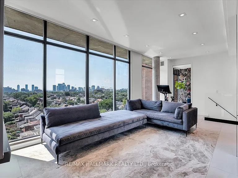 301 Markham St #Penthouse 805 — Photo 15