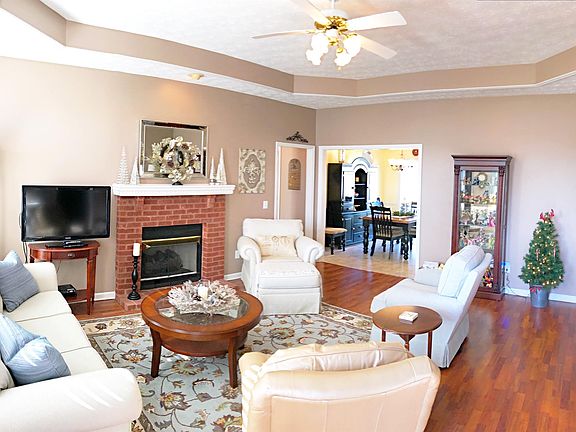4th image of 104 Pinewood Dr