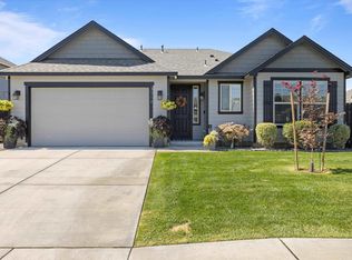 3918 Charleston Ln, Pasco, WA 99301