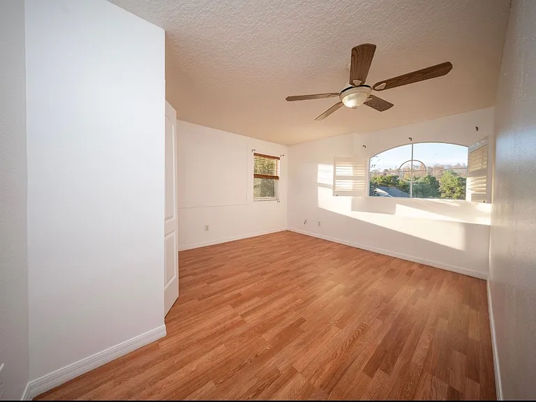 5456 Los Palma Vista Dr — Photo 37