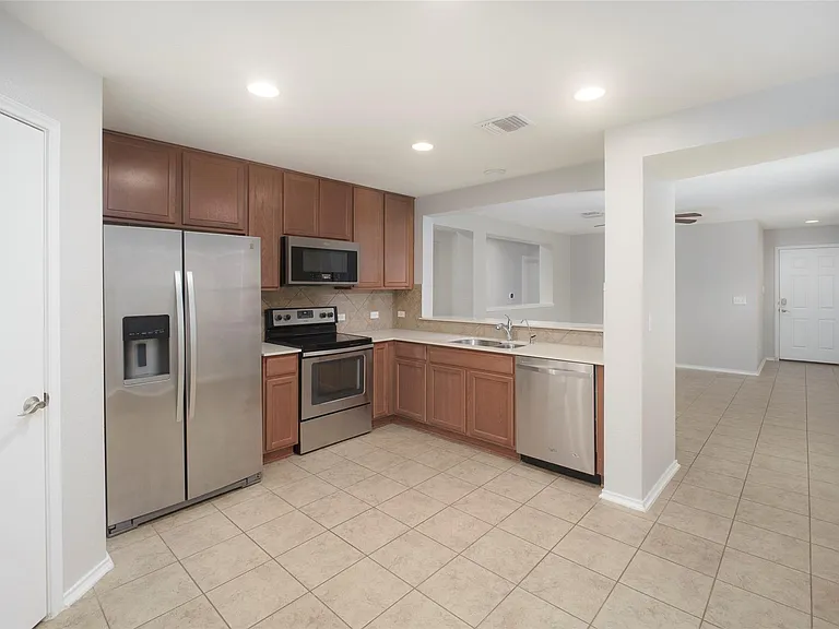 11221 Kirkland Hill Path — Photo 2