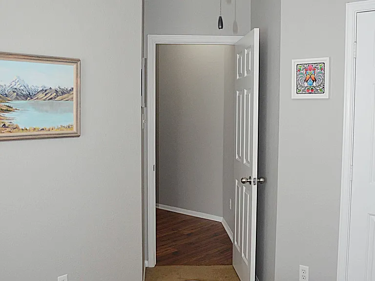 204 Crowfoot Dr — Photo 25