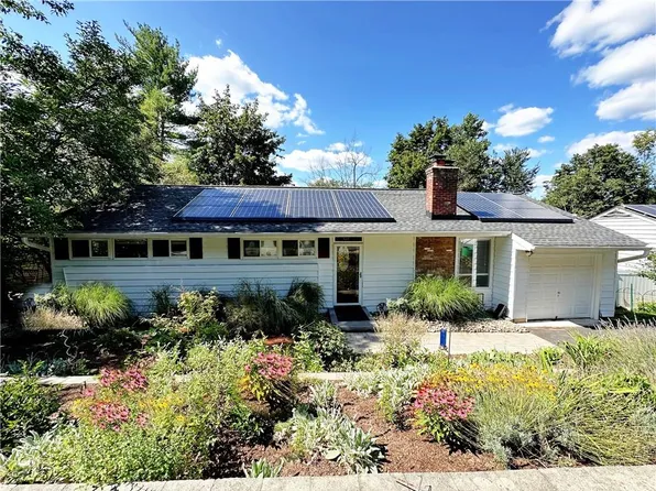 14 Hillside Road, Sloatsburg, NY 10974