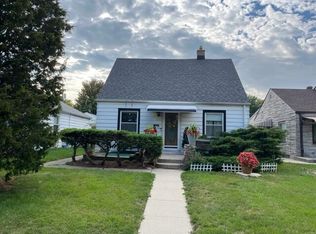 3167 S 6th St, Milwaukee, WI 53215
