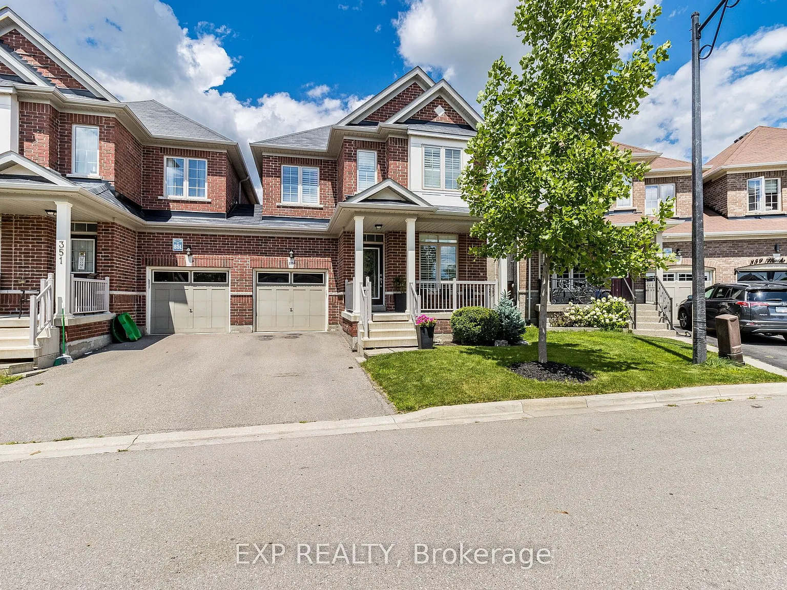 353 Hincks Dr photo 1