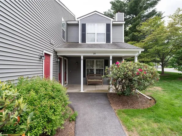 18 Pond Ct #B, North Providence, RI 02904