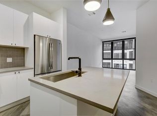 800 Embassy Dr APT 511, Austin, TX 78702