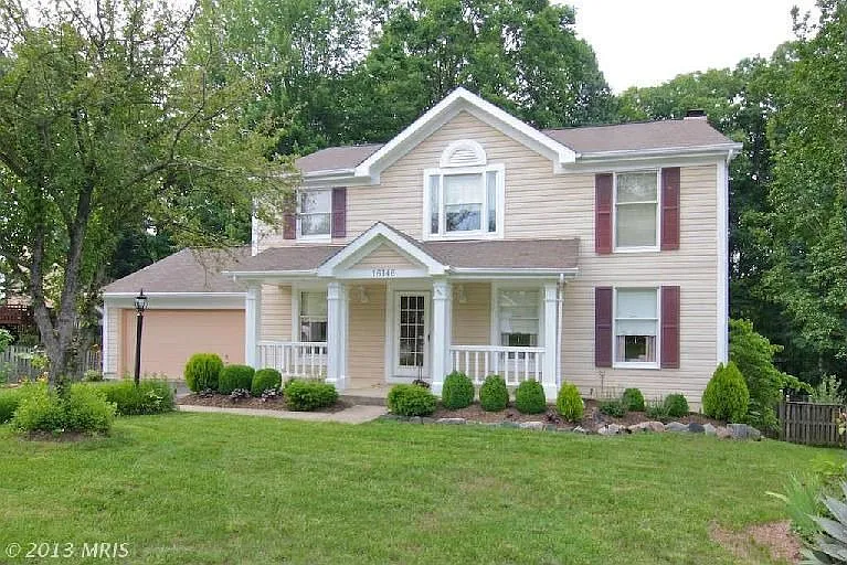 16148 Olmstead Ln photo 1