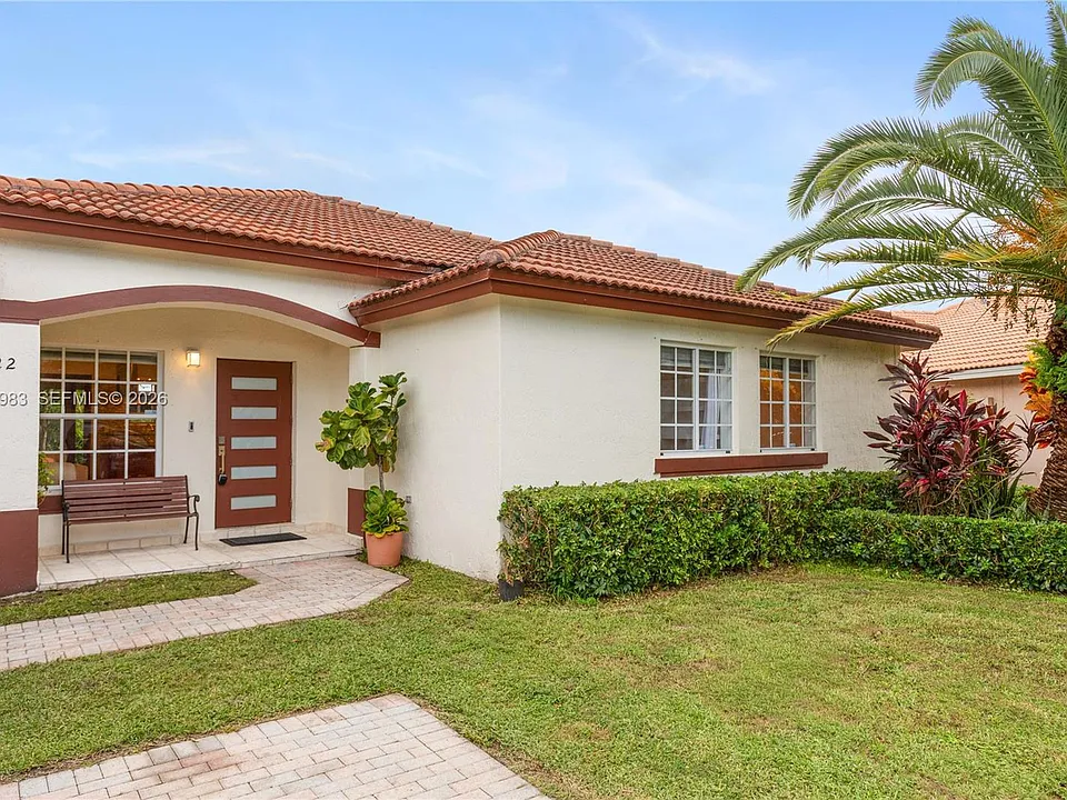 9822 SW 159th Path