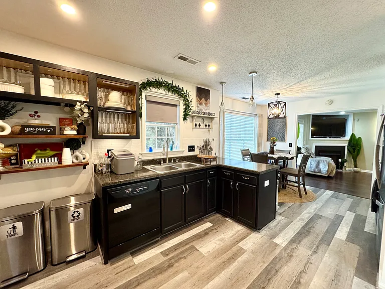 3770 Poplar Valley Ln — Photo 9