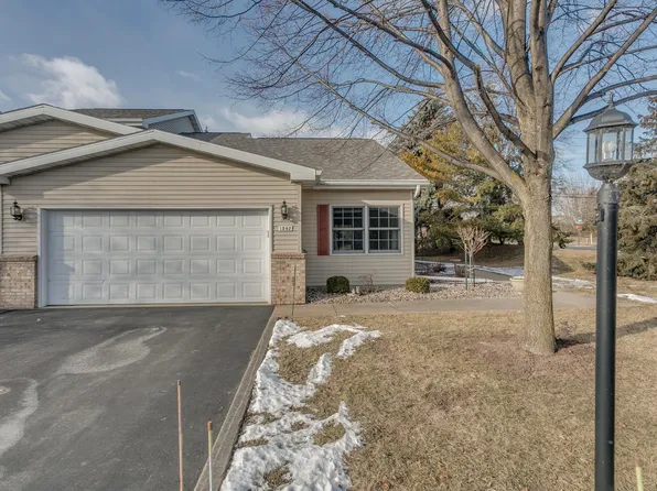 1502 Dickenson Ct, Neenah, WI 54956