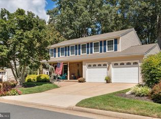 1377 Rock Chapel Rd, Herndon, VA 20170
