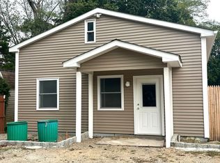 (Undisclosed Address), Bay Shore, NY 11706