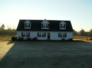 86 C J Hooks Dr, Whiteville, NC 28472