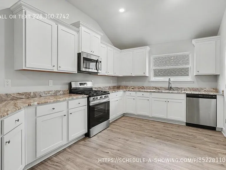 14027 Oak Arbor Dr — Photo 3