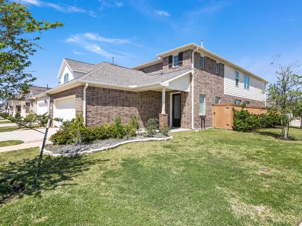 761 Lake Lacosta Dr, Katy, TX 77493