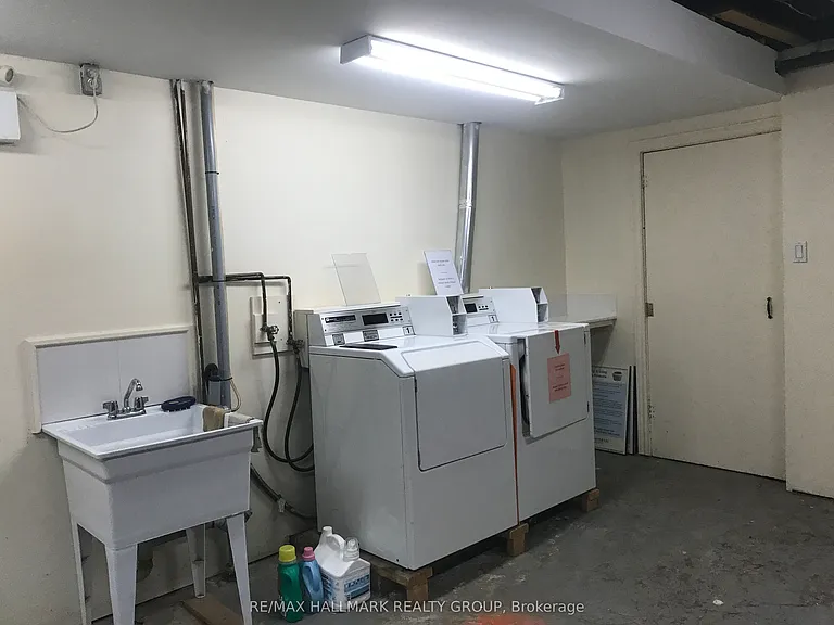 421 Lisgar St #3 — Photo 18