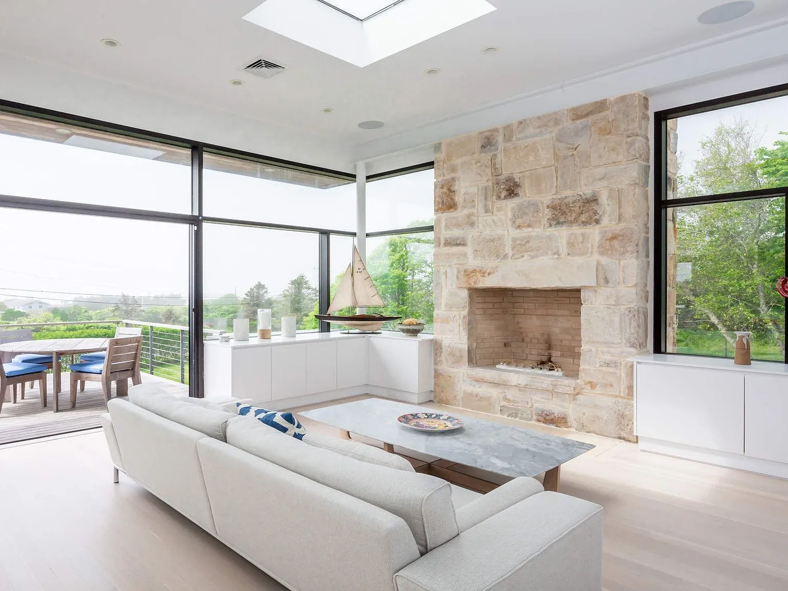 Modern Beach House With Amazing Oceanviews on Surfside Avenue — Photo 3