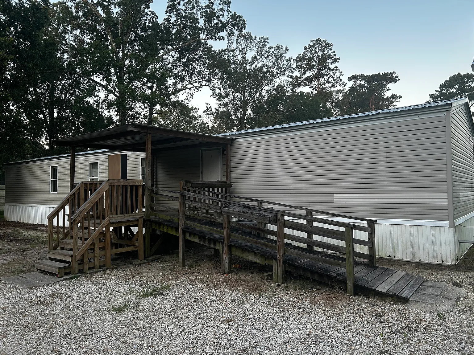 3 bed, 1280 sqft, $1,300 — Photo 2