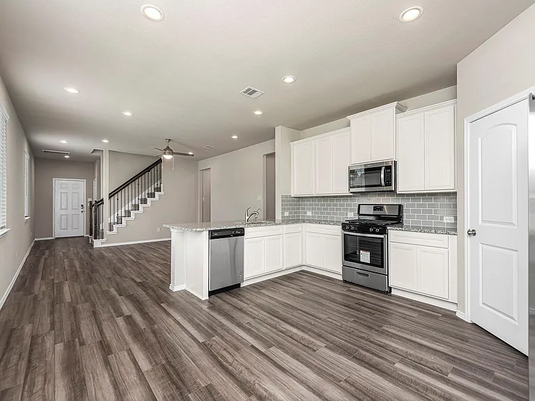 9278 Inland Leather Ln — Photo 9