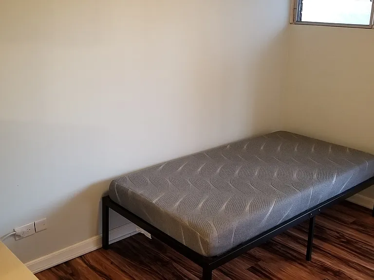 419 Keoniana St #405 — Photo 4