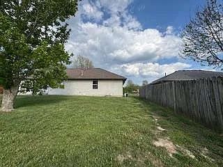 5709 N 12th Ave — Photo 24