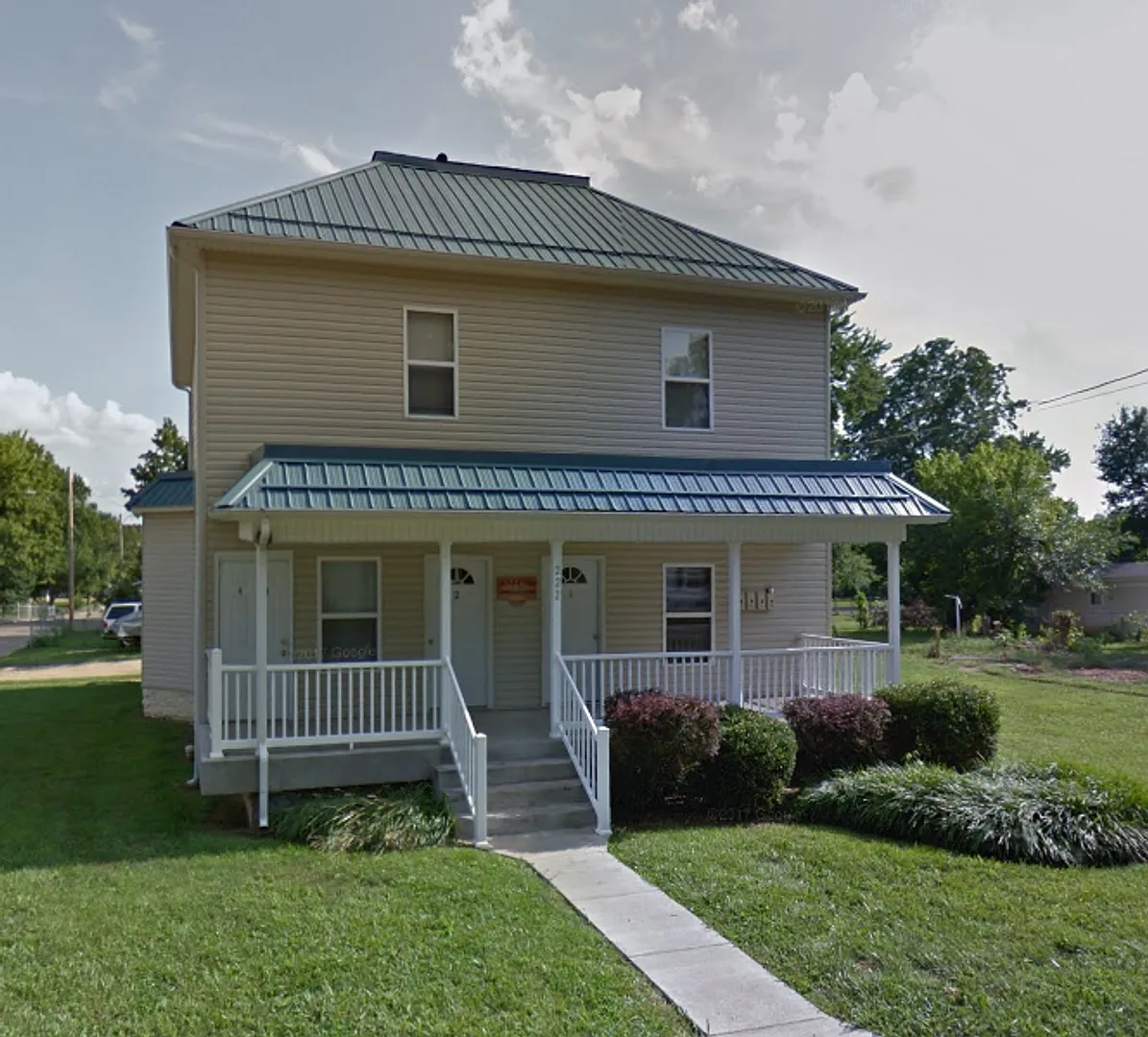 222 Patterson St — Photo 2