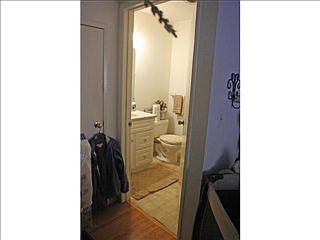 4th image of 1213 E Ave Unit 22