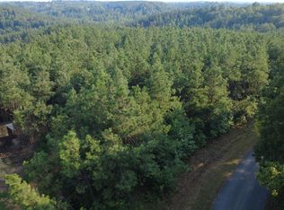 1 Rockhouse Rd, Linden, TN 37096