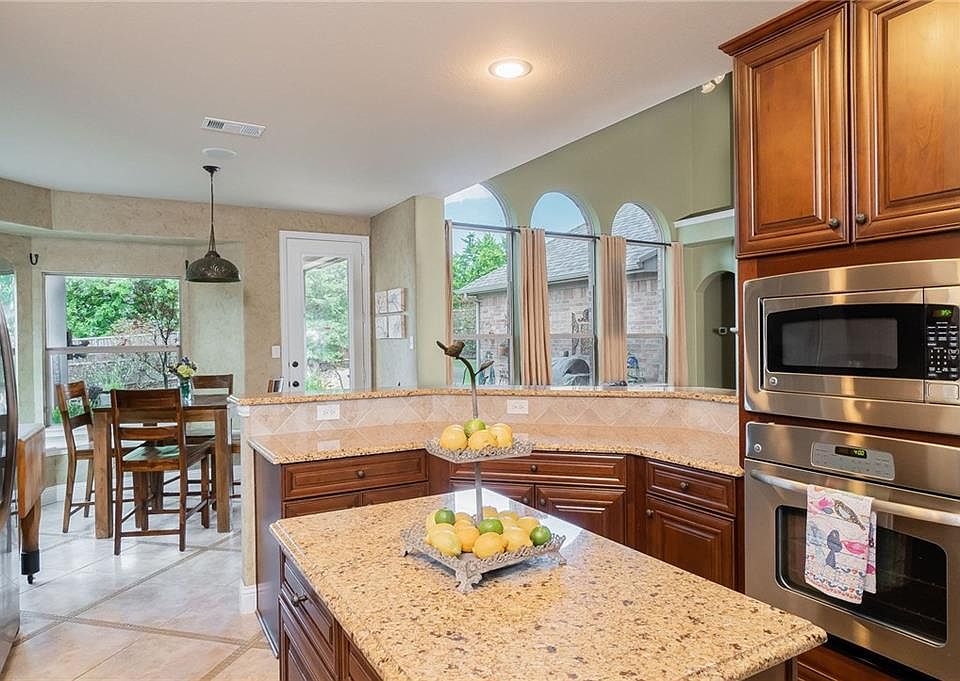 1st image of 108 Bellegrove Dr
