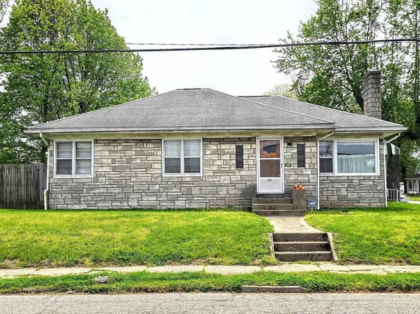 715 W Walnut St, Washington, IN 47501