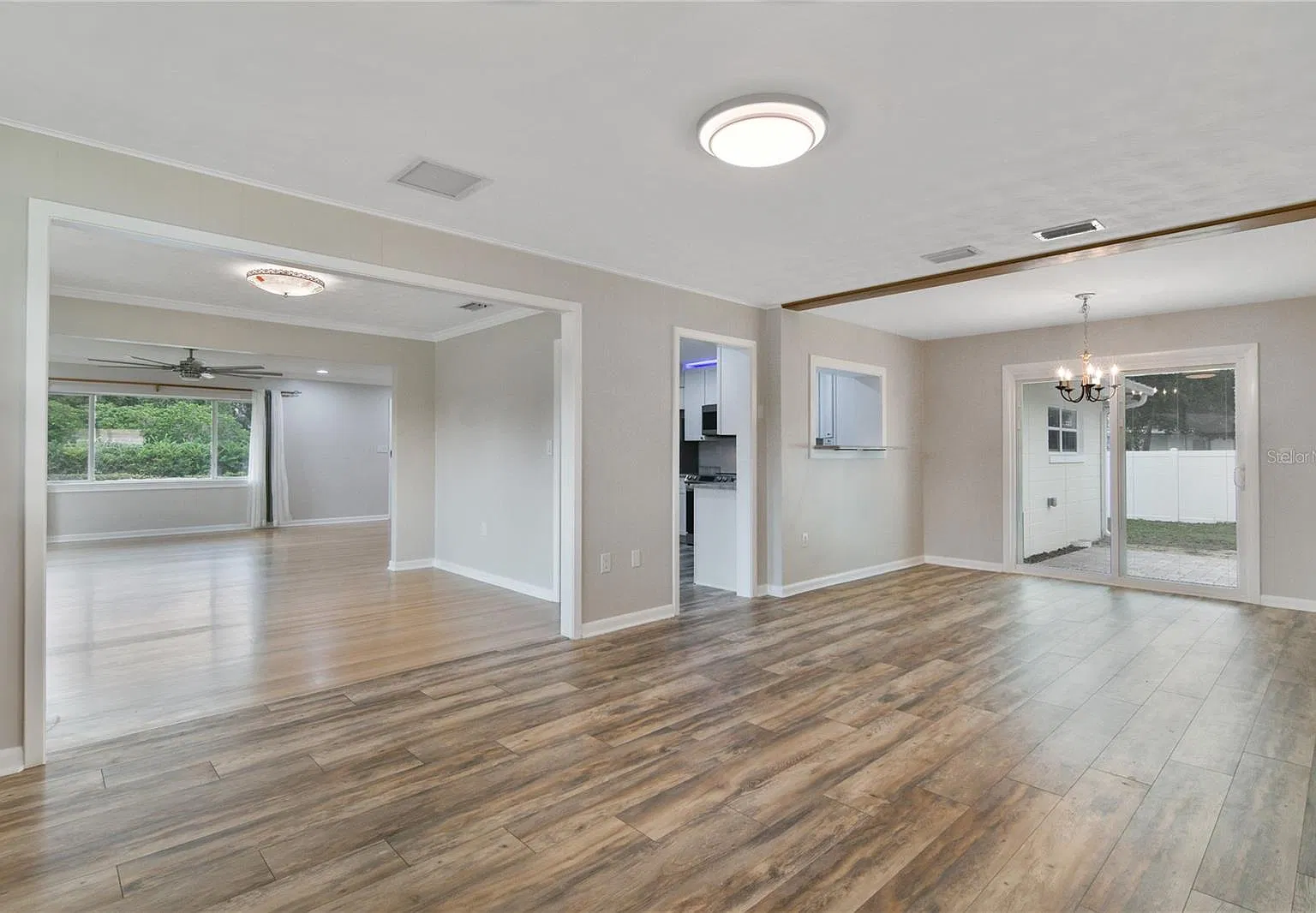 3 bed, 1736 sqft, $2,150 — Photo 4