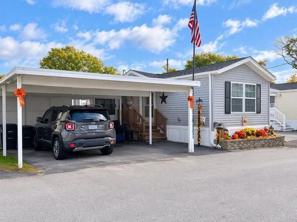 12 Stella Dr, Weymouth, MA 02188