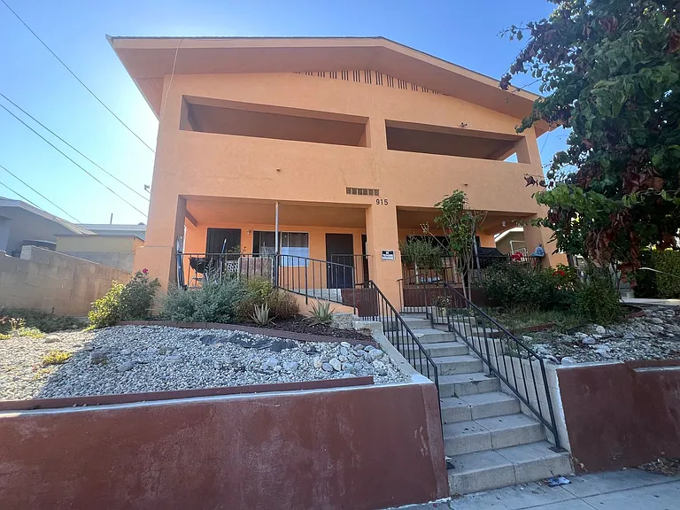 915 S Mesa St — Photo 18