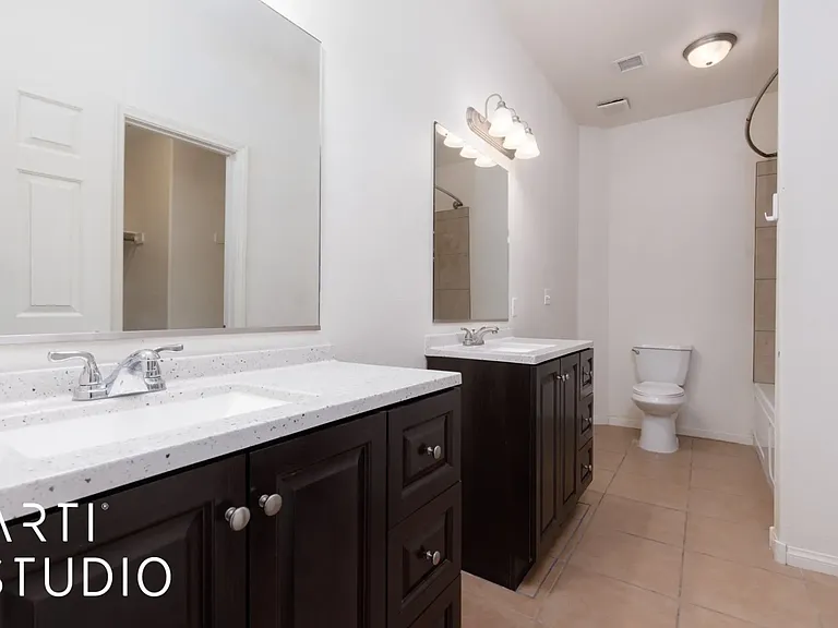 400 Hillside Dr #716 — Photo 15