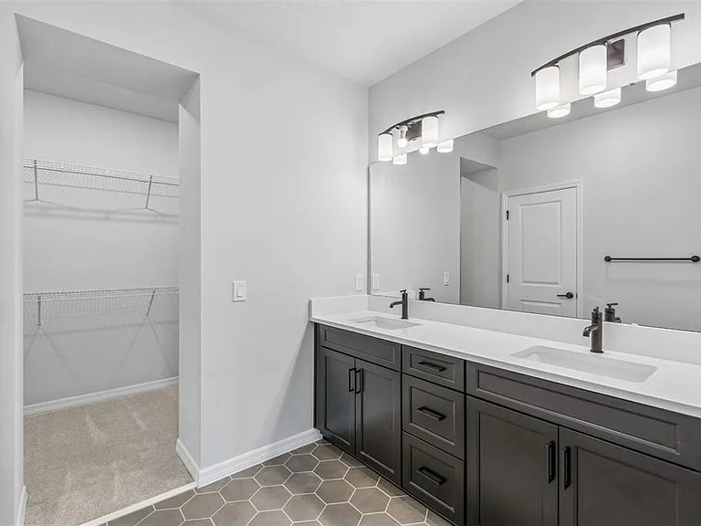 4357 Roush — Photo 27