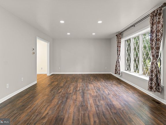 4th image of 2170 Harpoon Dr