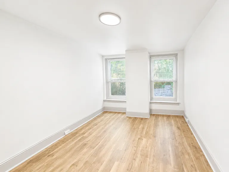 5233 Ridge Ave #2 — Photo 8