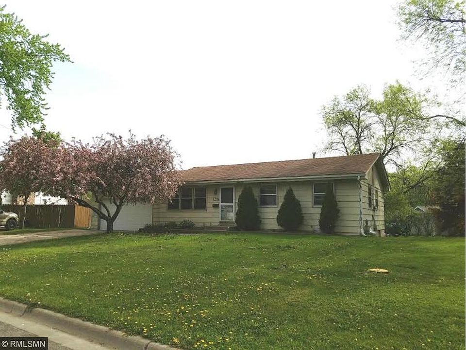 1st image of 1160 Chicago Ave