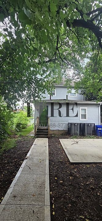 2nd image of 878 Sullivant Ave