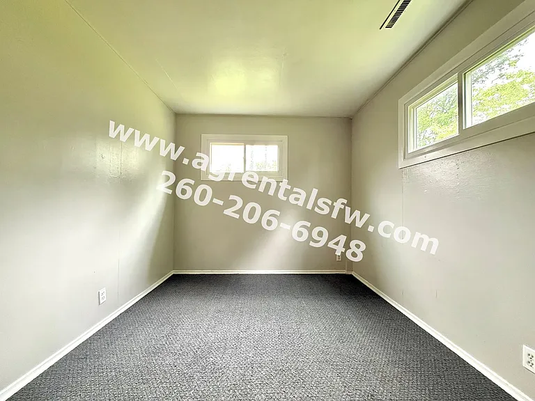 1730 Scotsdale Dr — Photo 11