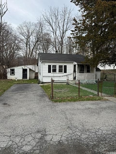 1st image of 4 Benview Road