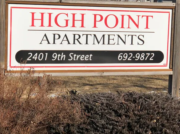2401 9th St, Brookings, SD 57006