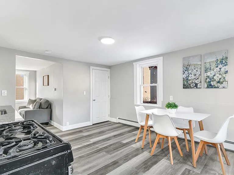 43 Jenkins St #1 — Photo 4