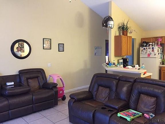 3rd image of 2 Rose Pl