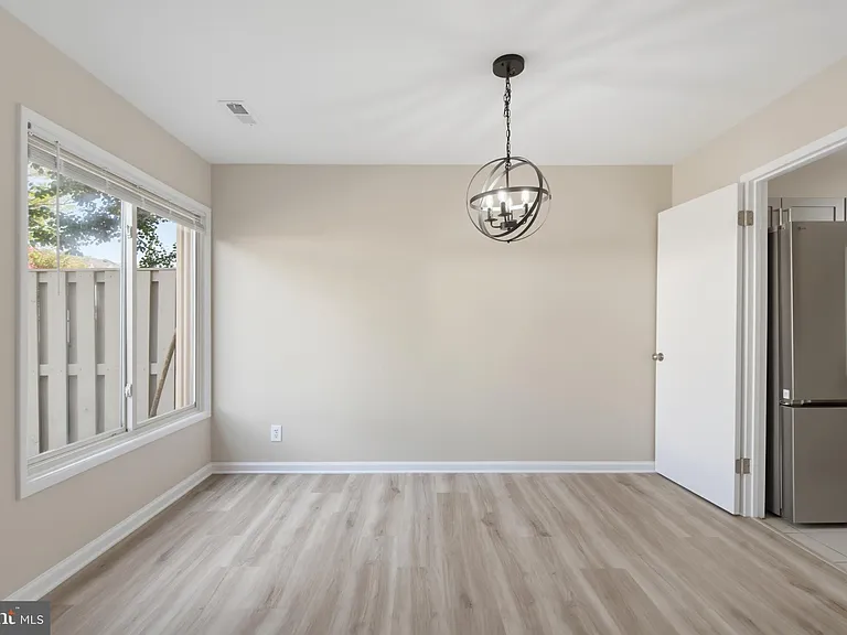 744 Cordell Way — Photo 15