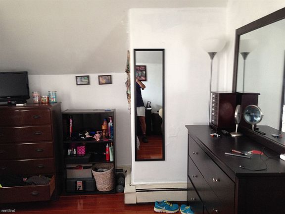 Bedroom2(1) (9 Benson Street #3)