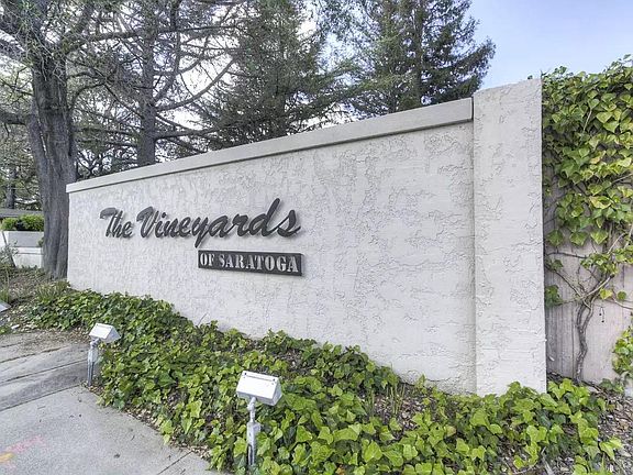 2nd image of 19112 Vineyard Ln