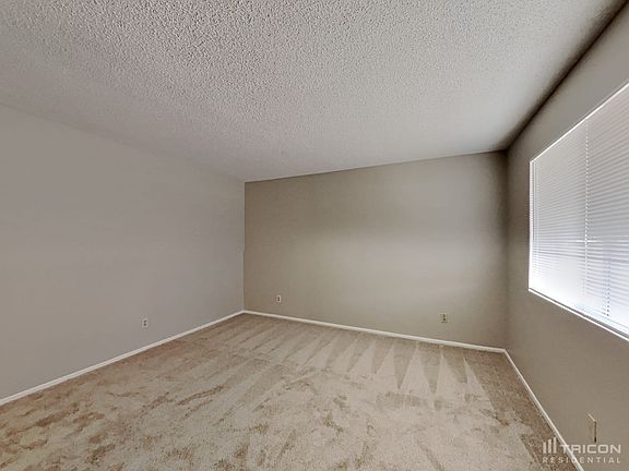 3rd image of 2536 E Jerome Ave